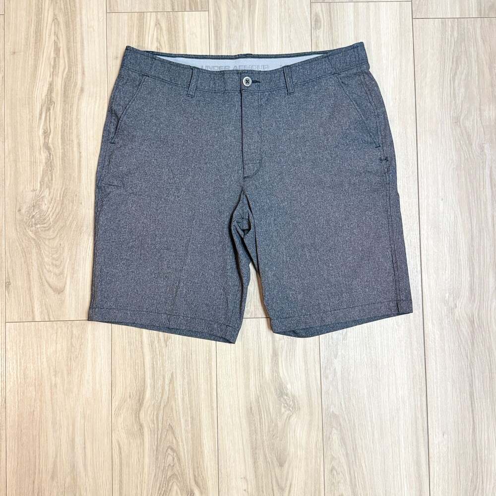 Under Armour UA Loose Shorts Mens 38 Gray Heather Heatgear